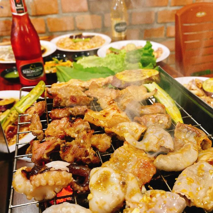 Không gian ấm cúng tại Rảnh Rảnh