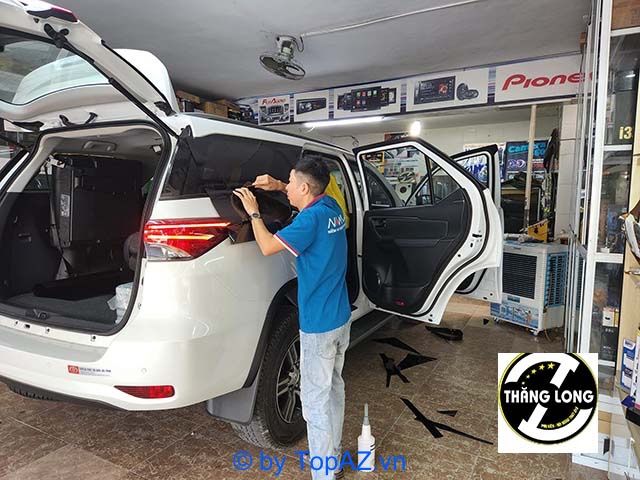 Địa chỉ dán phim cách nhiệt ô tô chất lượng tại TP. Vinh, Nghệ An