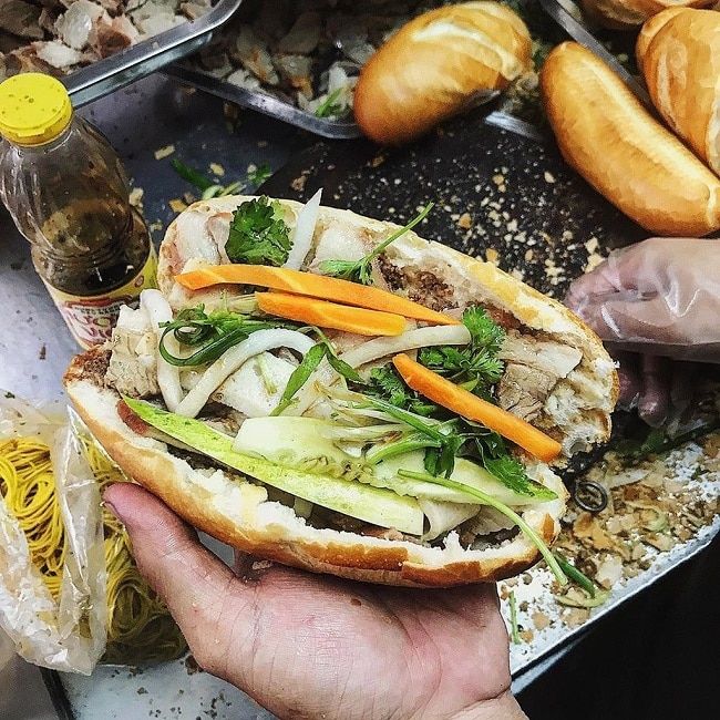 Bánh mì Bảy Hổ - Di sản ẩm thực đường phố Sài Gòn