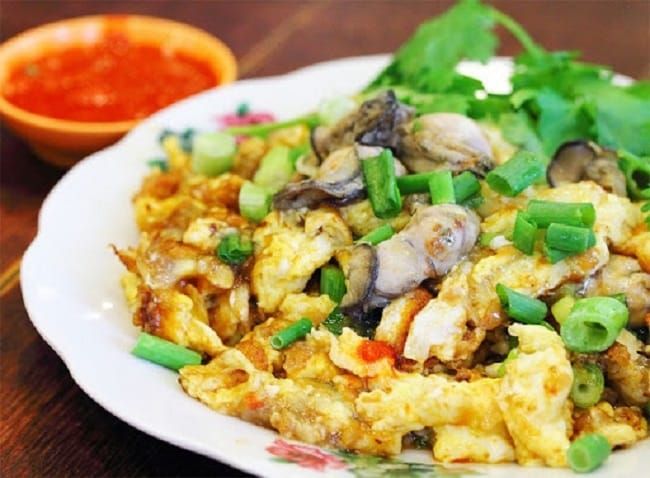 Hàu chiên trứng Phùng Hưng - Hương vị lưu giữ hồn Sài Gòn
