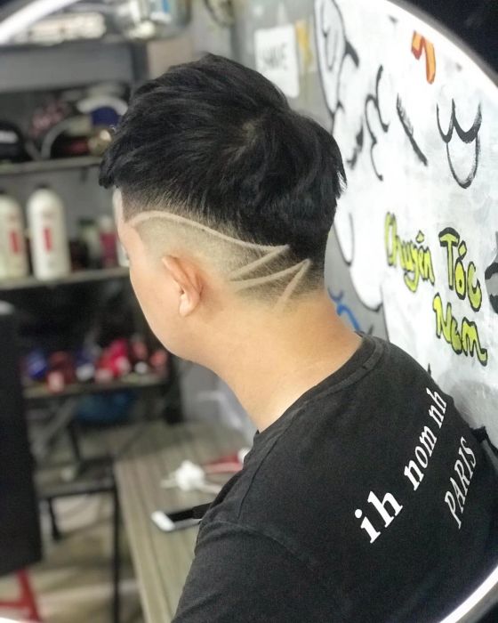 Hình ảnh không gian sang trọng tại Barbershop Nguyen Hien