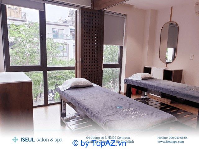 Iseul Beauty Salon & Spa nổi bật với không gian ấm cúng, đội ngũ nhân viên nhiệt tình và thân thiện, mang đến cho khách hàng những trải nghiệm tuyệt vời.