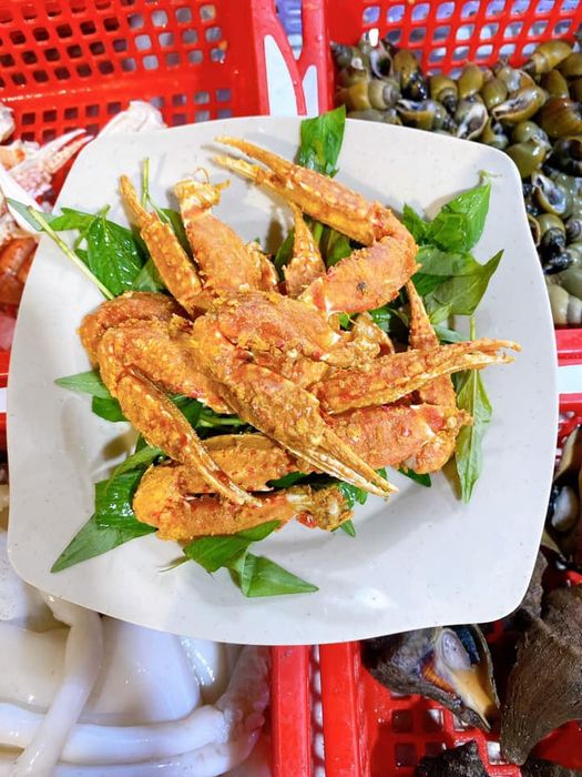 Những món ốc đặc sản được trình bày đẹp mắt tại Ốc Cười