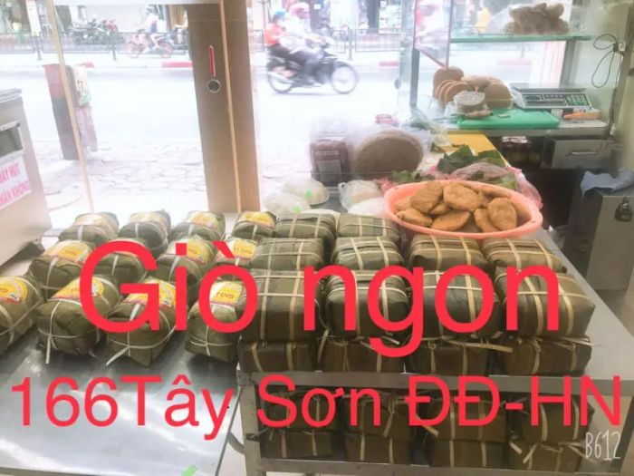 Không gian chế biến và trưng bày đặc sản tại Ước Lễ Hương Lan
