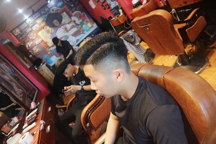 Hình ảnh không gian sang trọng tại Khánh BarBer Shop
