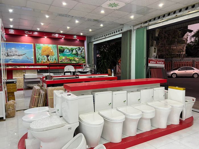Không gian trưng bày đa dạng tại VLXD Anh Tuấn (Ảnh 1)