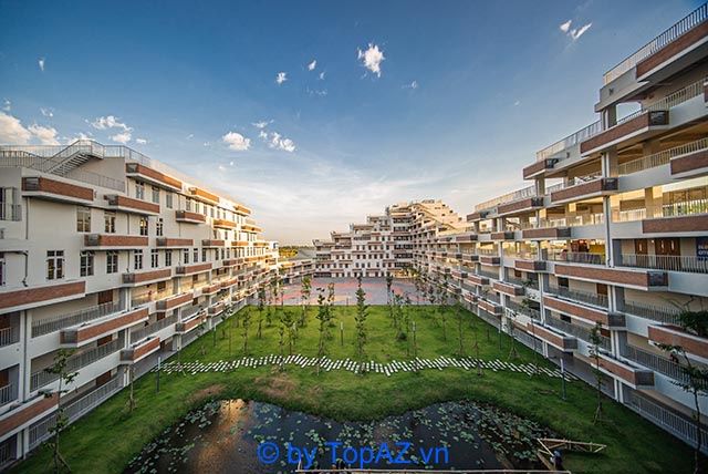 Trường Đại học có khuôn viên đẹp nhất tại TPHCM luôn là chủ đề được nhiều sinh viên và phụ huynh quan tâm khi lựa chọn nơi học tập lý tưởng.