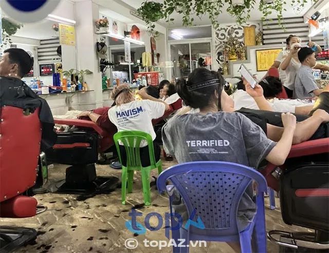 Địa chỉ vàng - Salon tóc chất lượng với giá thành phải chăng tại Quận 6