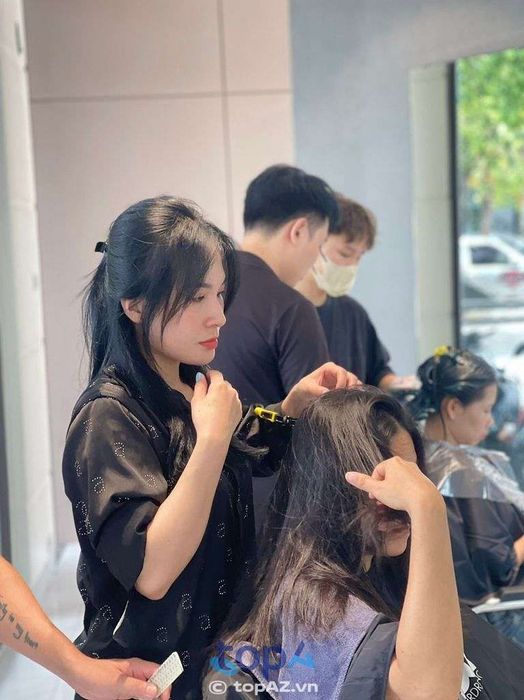 Classic Hairsalon - Tinh hoa phong cách cổ điển tại TP. Ninh Bình
