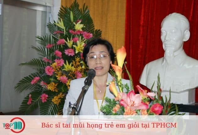 PGS.TS.BS Phạm Thị Minh Hồng - Người thầy thuốc tâm huyết