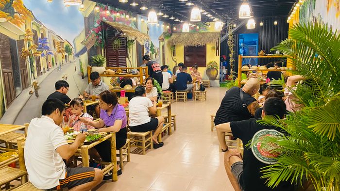 Không gian ấm cúng và mẹt bún đậu thơm ngon tại Bún Đậu Mẹt - Vũng Tàu
