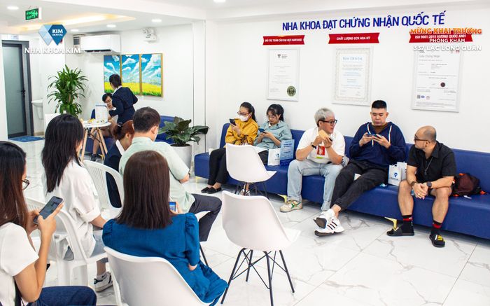 Không gian hiện đại tại Nha Khoa Kim