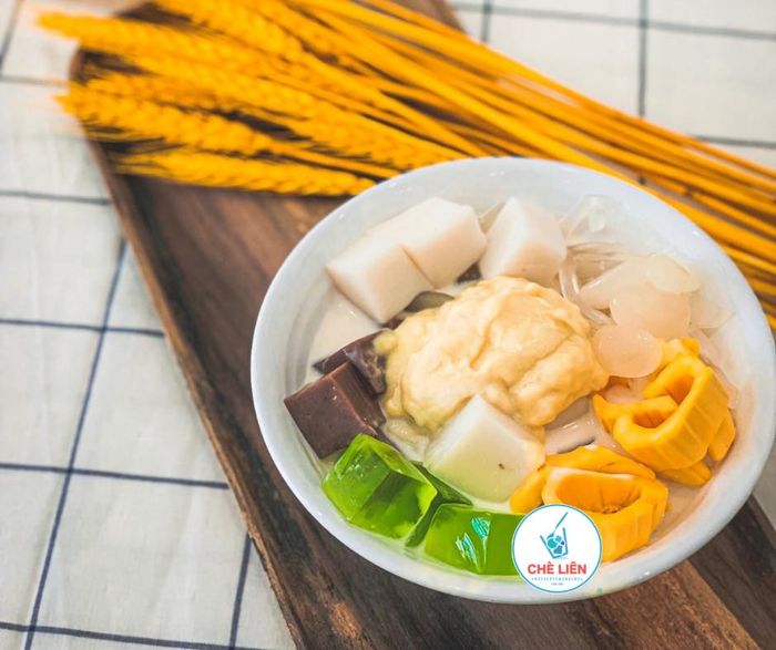 Những món chè đặc sắc tại Chè Liên - Ảnh 3