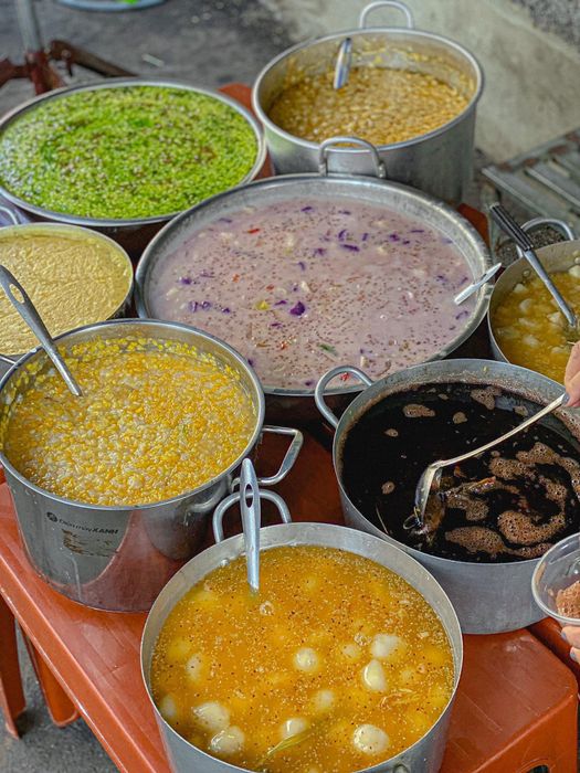 Khoảnh khắc ấm áp bên những ly chè thơm ngon - Chè chị Oanh Ảnh 3