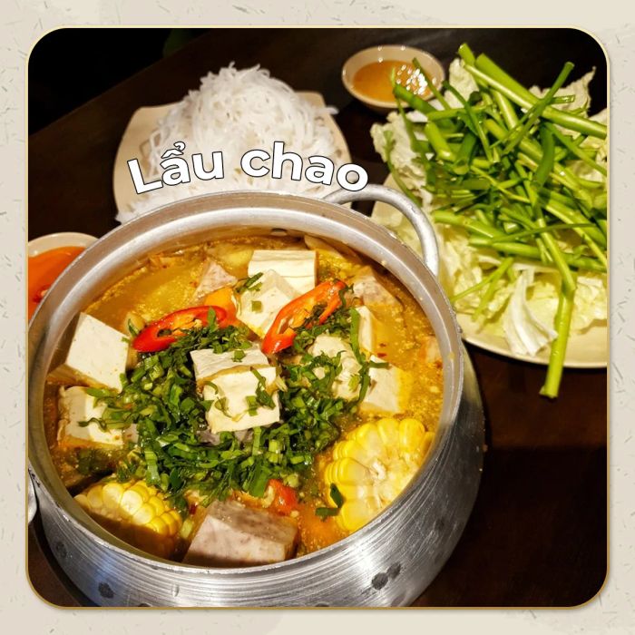 Không gian xanh mát và món ngon tại Lẩu Chay Nhà Nát