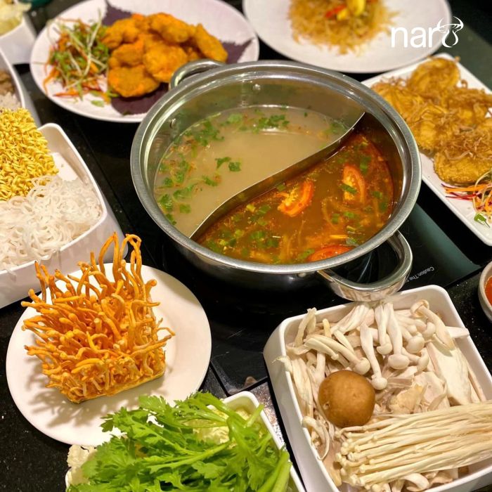 Không gian sang trọng tại Lẩu Chay Naro