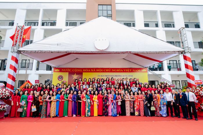 Hình ảnh ấn tượng về THCS Hưng Bình
