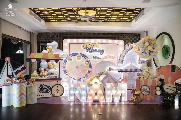 Lục Thủy Restaurant & Lounge - Không gian sang trọng bên hồ (Ảnh 1)
