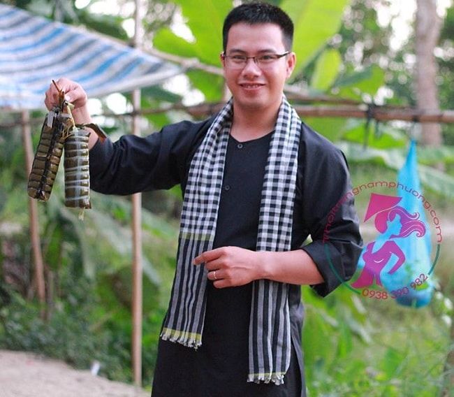 Áo dài Nam Phương nằm trong danh sách 10 địa chỉ bán áo bà ba đẹp và giá phải chăng tại TP.HCM