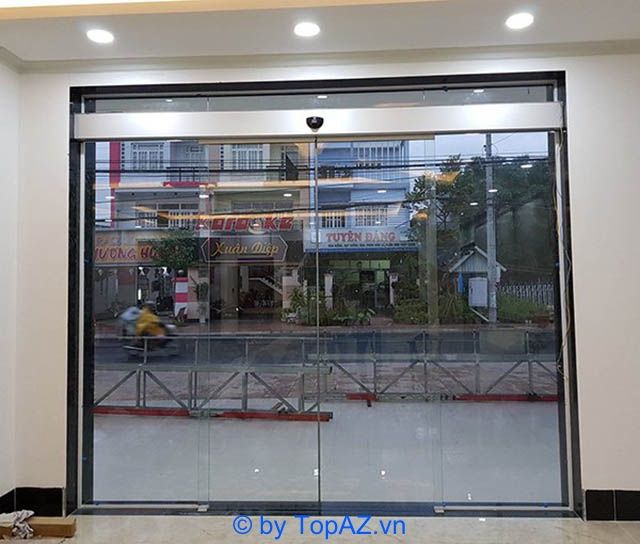 Công ty thi công cửa kính tự động tại TPHCM chất lượng, đáng tin cậy