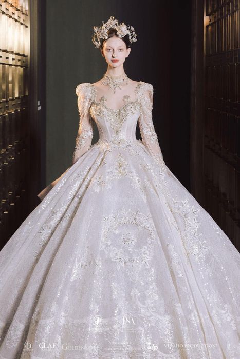BST váy cưới cao cấp từ JoliPoli Haute Couture