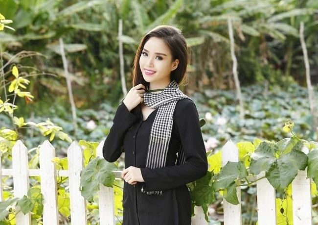 Áo dài Minh Thư là một trong những địa chỉ uy tín hàng đầu cung cấp áo bà ba đẹp, giá cả hợp lý tại TP.HCM.