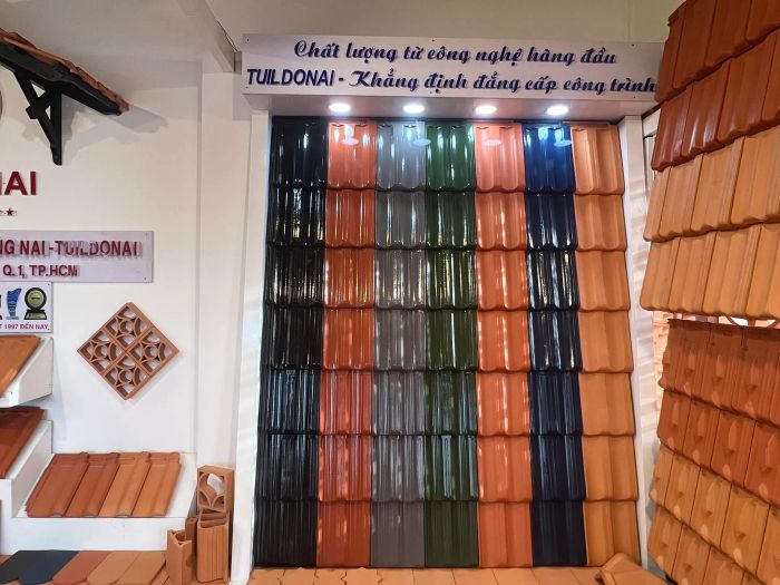 Hình ảnh sản phẩm gạch ngói cao cấp xuất khẩu của Tuildonai