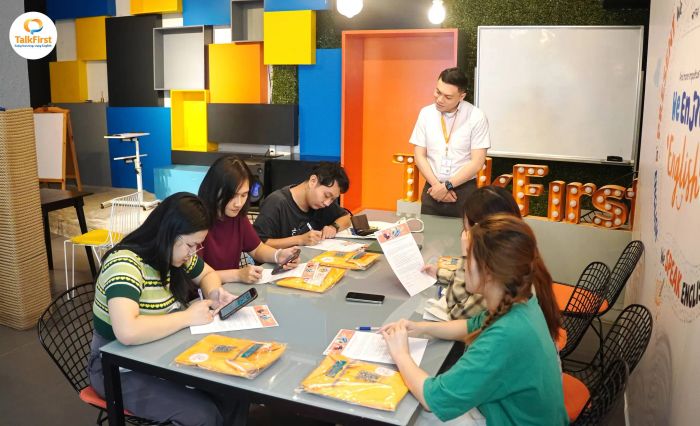 Không gian học tập truyền cảm hứng tại TalkFirst (Nguồn: Anh ngữ TalkFirst)