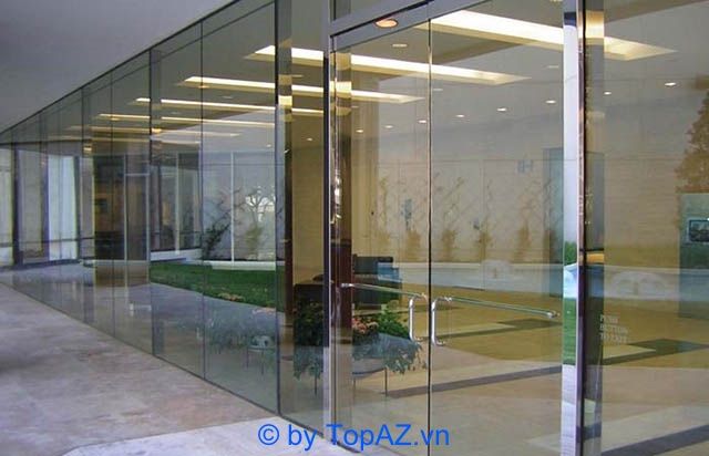 Công ty thi công cửa kính tự động tại TPHCM uy tín, chất lượng