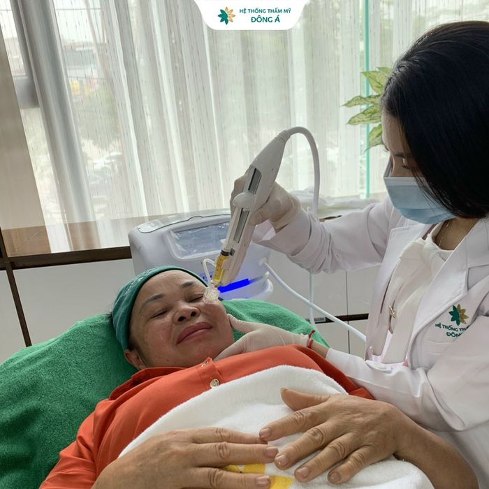 Không gian điều trị cao cấp tại Thẩm Mỹ Viện Đông Á