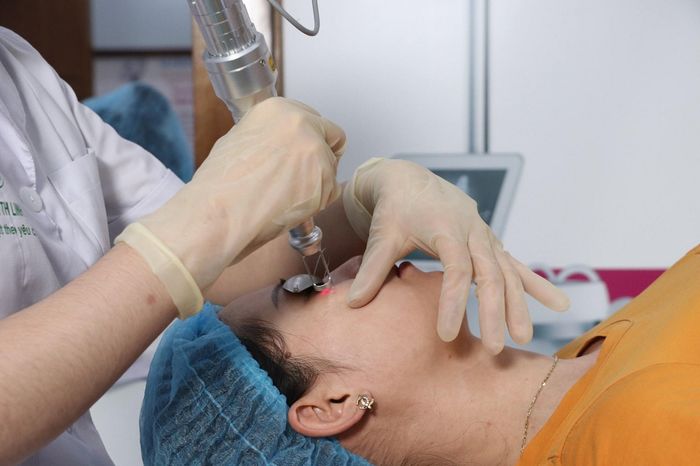 Hình ảnh phòng phẫu thuật hiện đại tại Bệnh viện 108