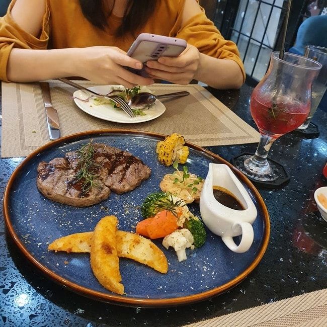 Captain Cook Restaurant - Điểm nhấn ẩm thực cao cấp tại quận Tân Bình