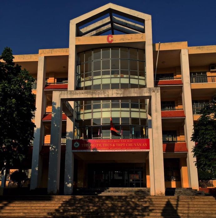Hình ảnh Trường Tiểu học, Trung học cơ sở và Phổ thông Chu Văn An 1