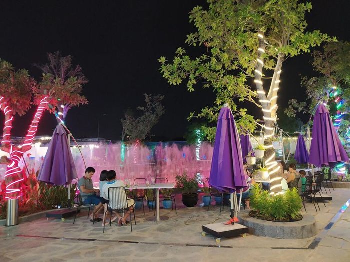 MOKA Garden Coffee - Bức ảnh thứ hai đầy thi vị và thư thái