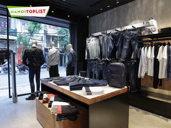 calvin-klein-jeans-calvin-klein-chinh-hang-Tripi