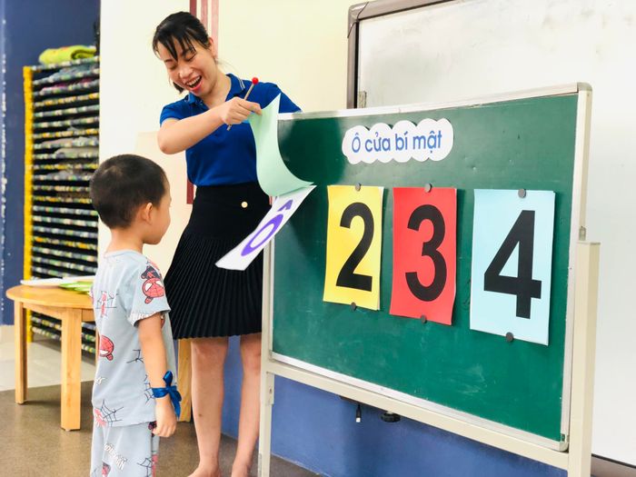 Hình ảnh khu vui chơi ngoài trời tại Sunshine Preschool