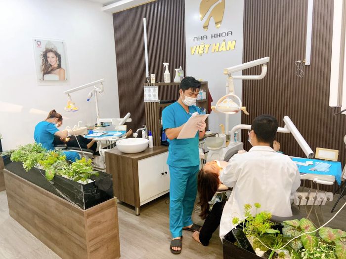 Không gian sang trọng tại Nha Khoa Việt Hàn - Ảnh 1