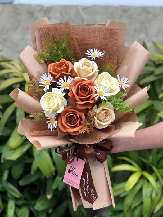 Những tác phẩm hoa giấy sống động như thật