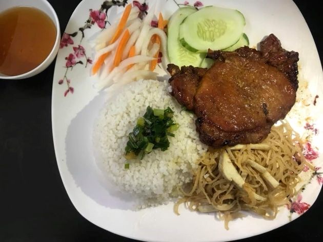 Cơm tấm Quận 8 - ngon chuẩn vị, giá cả hợp lý