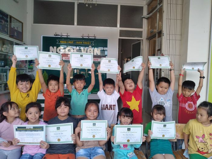 Ngoại ngữ Ngọc Vân hình ảnh 1