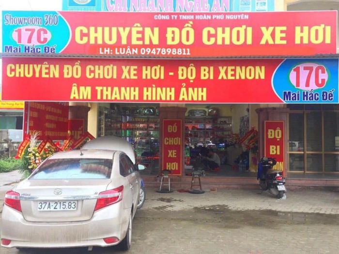 Không gian trưng bày đa dạng tại Nội Thất Ôtô 360 - Ảnh 1