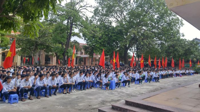 Hình ảnh đẹp về khuôn viên Trường THPT Bất Bạt