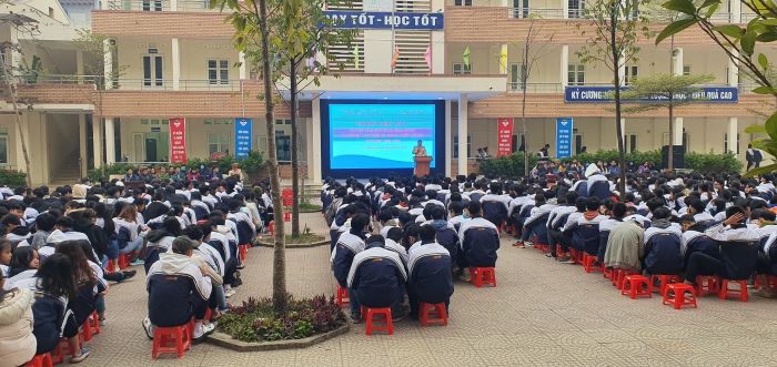 Hình ảnh ấn tượng về cơ sở vật chất Trường THPT Quảng Oai