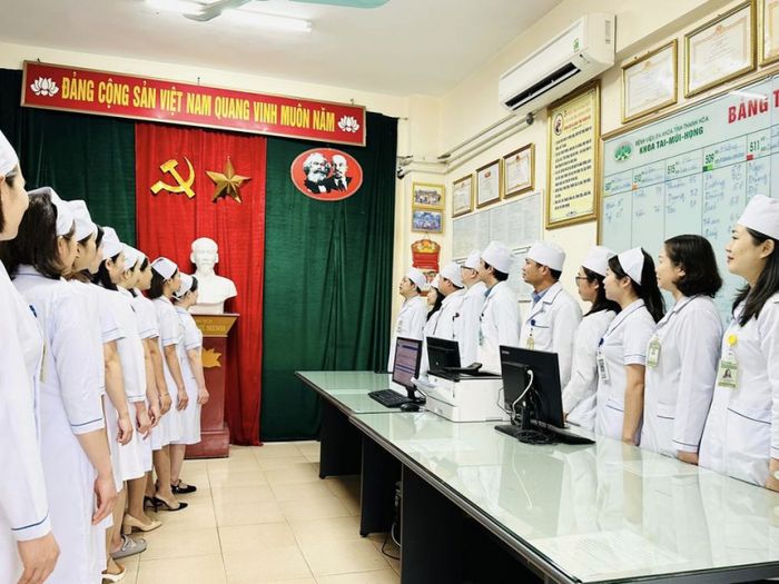 Không gian khám chữa bệnh hiện đại tại Phòng Khám Tai Mũi Họng Hoàng Lâm