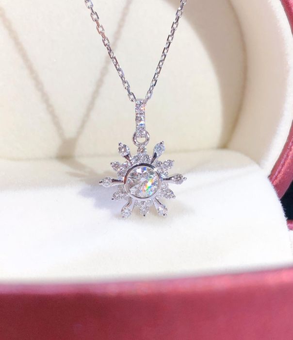Không gian trưng bày trang sức kim cương cao cấp tại Bao Minh Diamond & Jewelry