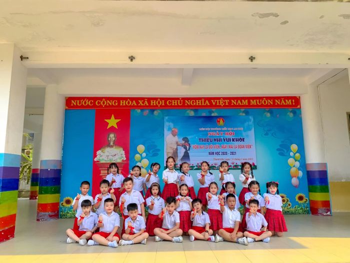 Hình ảnh đầu tiên về Trường Tiểu học An Khê - Khuôn viên xanh sạch đẹp với kiến trúc hiện đại và thân thiện
