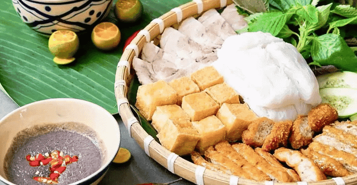 Bún đậu mắm tôm Thị Nở Bình Tân – Một địa chỉ không thể bỏ qua cho những ai yêu thích hương vị Bắc đầy đậm đà.