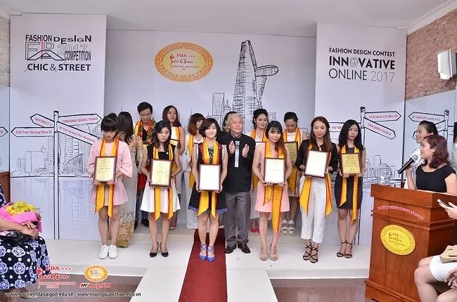 Trường Thiết Kế Thời Trang Quốc Thảo là một trong những trung tâm đào tạo nghề thiết kế thời trang uy tín hàng đầu tại TP Hồ Chí Minh, với chất lượng đào tạo đạt tiêu chuẩn quốc tế.
