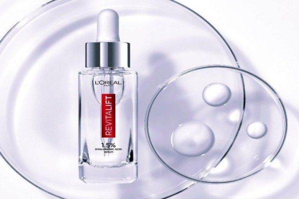 Ảnh minh họa hiệu quả serum L'Oreal Revitalift - Làn da căng mọng, nếp nhăn được cải thiện rõ rệt sau 2 tuần