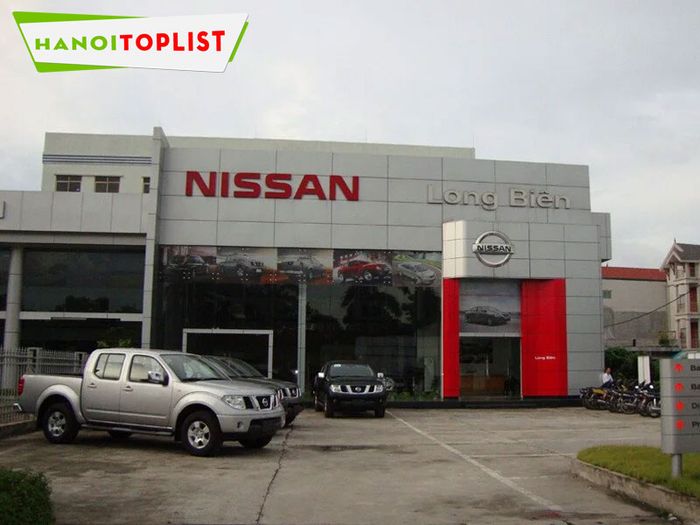 nissan-long-bien-dai-ly-nissan-chinh-hang-ha-noi-Tripi